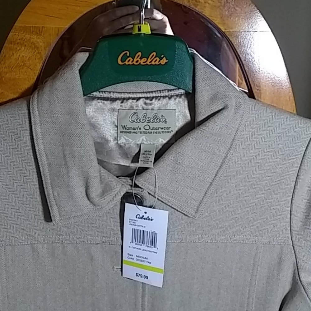 Cabela's - Picture 2 of 3